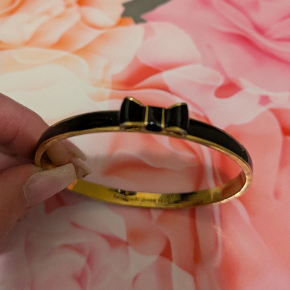 Kate Spade Black and Gold Bow Bangle